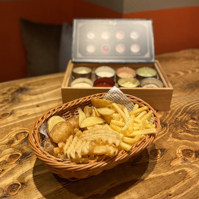 フライドポテト盛り合わせ(TATEGAMI 2nd 名古屋駅3丁目店)