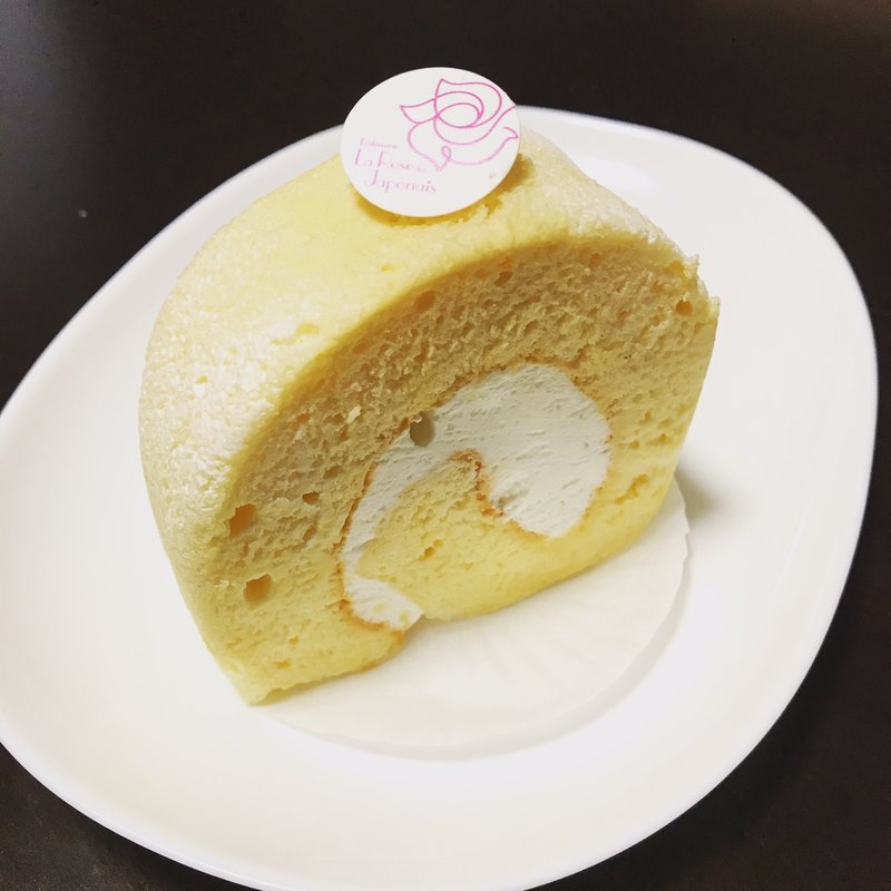 ロールジャポネ(ラ・ローズ・ジャポネ （La Rose des Japonais）)