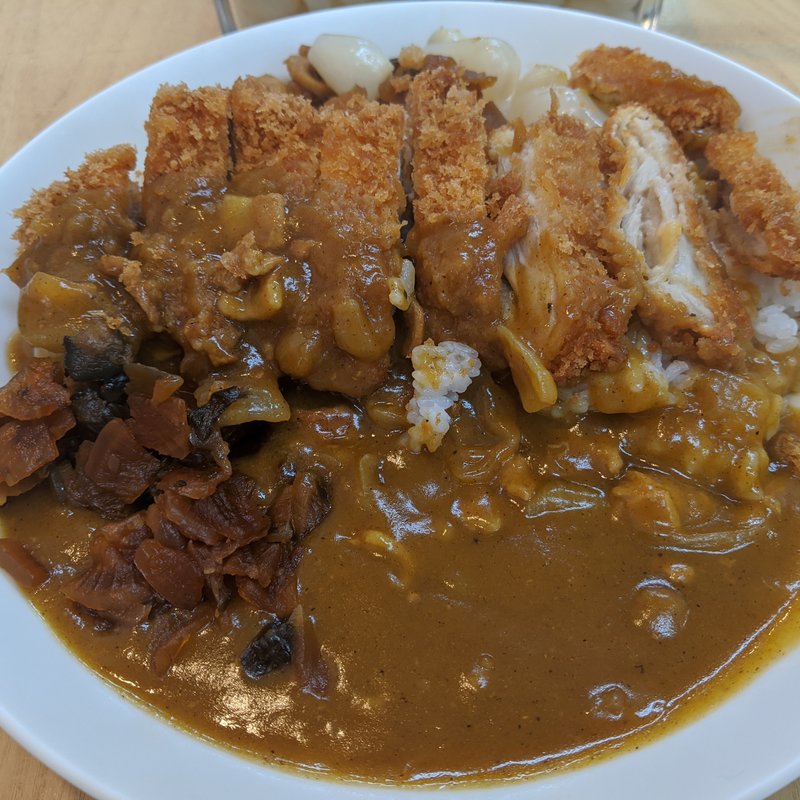 チキンかつカレー(松家カレー )