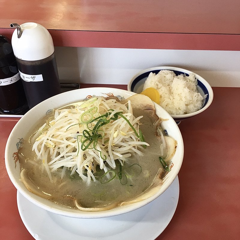 特製ラーメン大盛りとご飯小(ラーメン福 内田橋店)