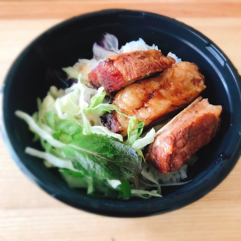 スペアリブ丼(アメリカンクラブハウス)