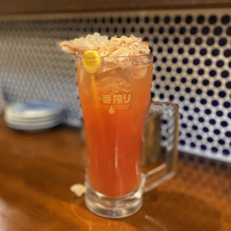 鰹節盛りトマトサワー(ジャンボ)(炭火焼き鳥 ブラザー)