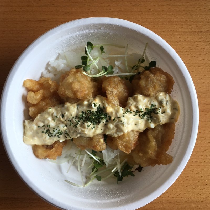 とり天丼(大衆居酒屋どーこれ)