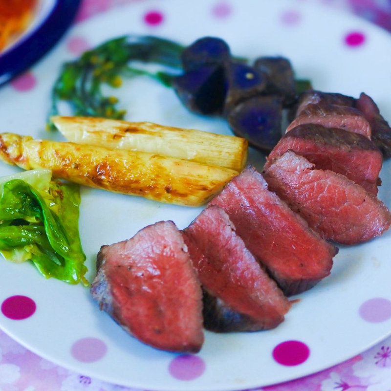 阿蘇牧草あか牛シンタマの薪焼き(MAKIBI)