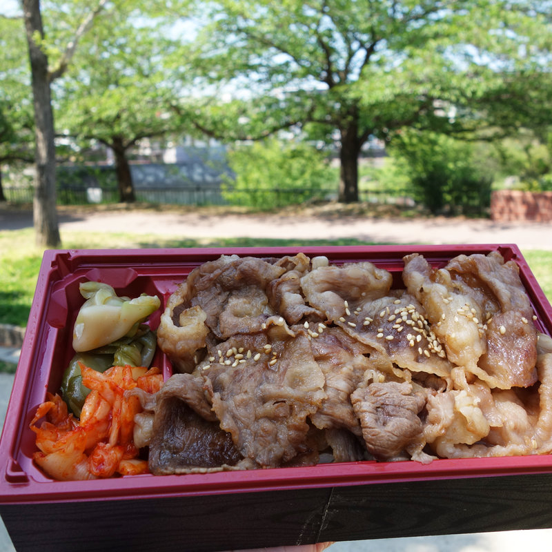 和牛焼きすき弁当(USHIO MEAT)