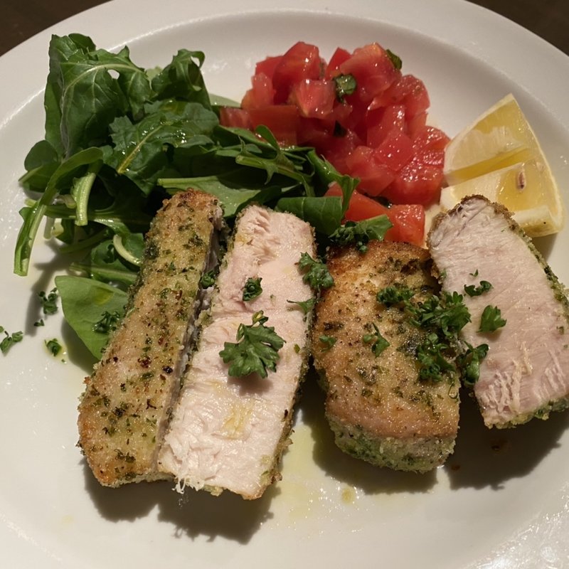 マグロの香草パン粉焼き(イタリア料理 CIBI)