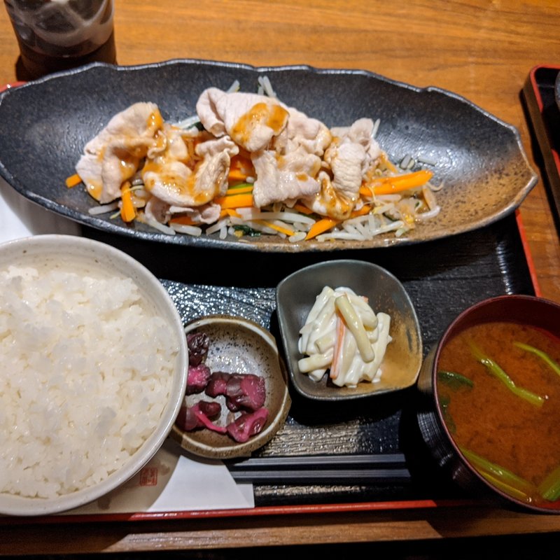 豚しゃぶ定食（日替わり）(武蔵乃)