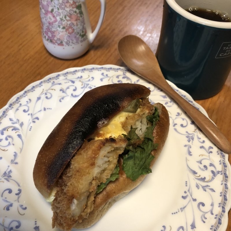 フィッシュサンド(The City Bakery 平和)