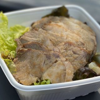 ローストポーク丼（大）(ビストロ シイナ （bistro 椎菜）)