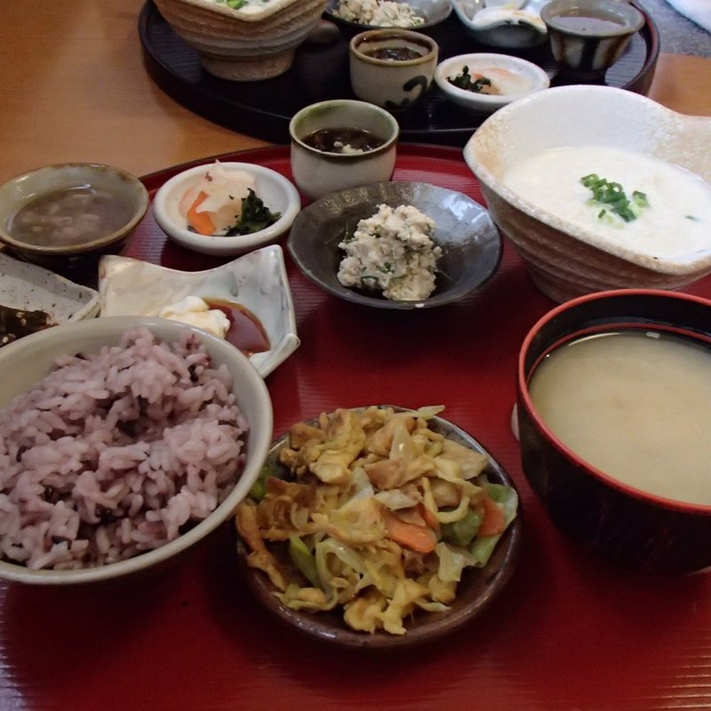 石畳定食(首里いろは庭 （しゅりいろはてい）)