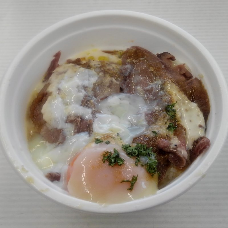 ローストビーフ丼(ダイニングバー ミラコロ)