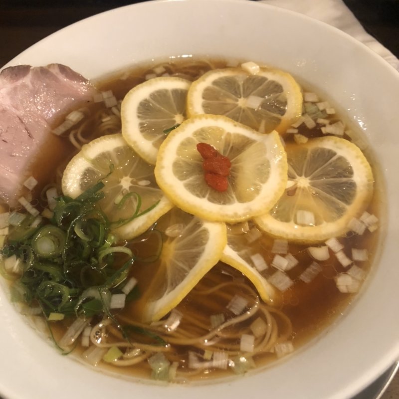 レモンらーめん(ラーメン ラカン)