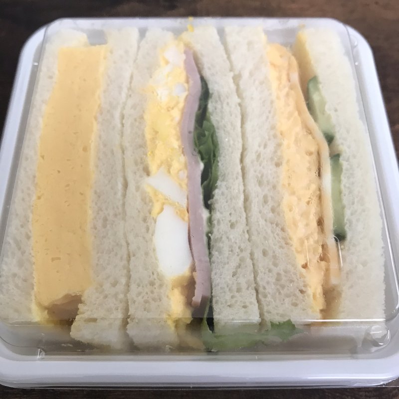 3種のたまごのサンドウィッチ(サンジェルマン 西荻窪店 （saint germain）)