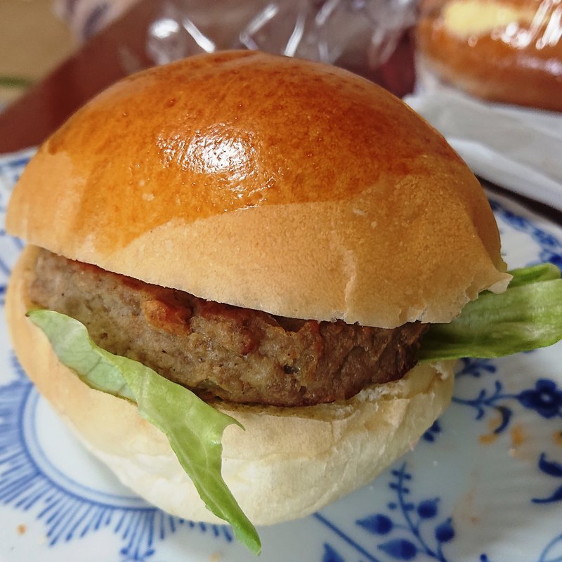 ハンバーガー(スモモハウス)