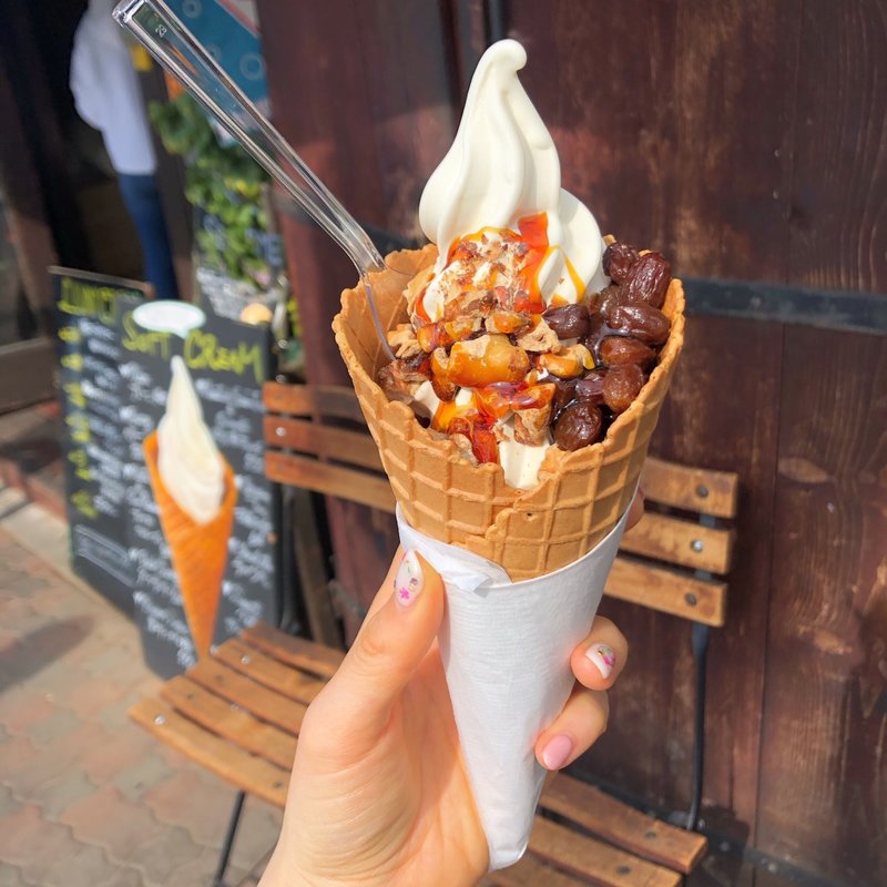 ソフトクリーム　ナッツ＆ラムレーズン(Rue Favart （リュファヴァー）)