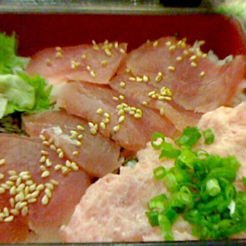 生まぐろとねぎとろ重(和食れすとらん天狗 馬事公苑店)