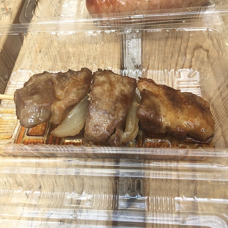 室蘭名物 豚の焼鳥( マルシェdeダイア)(ビストロ ダイア （BISTRO DIA）)