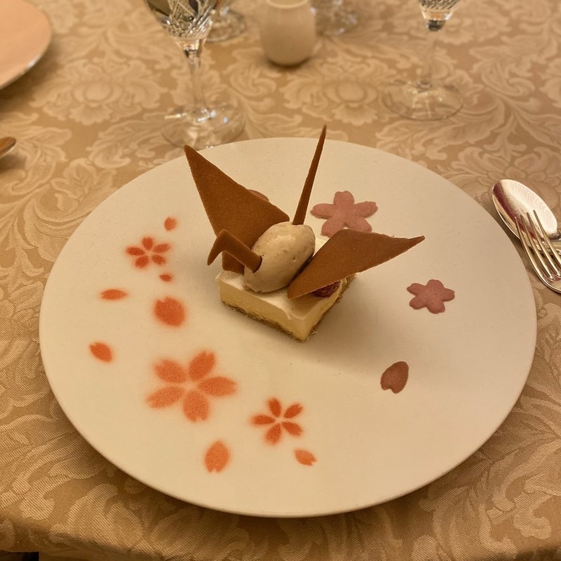 (クイーン・アリス 横浜店 )