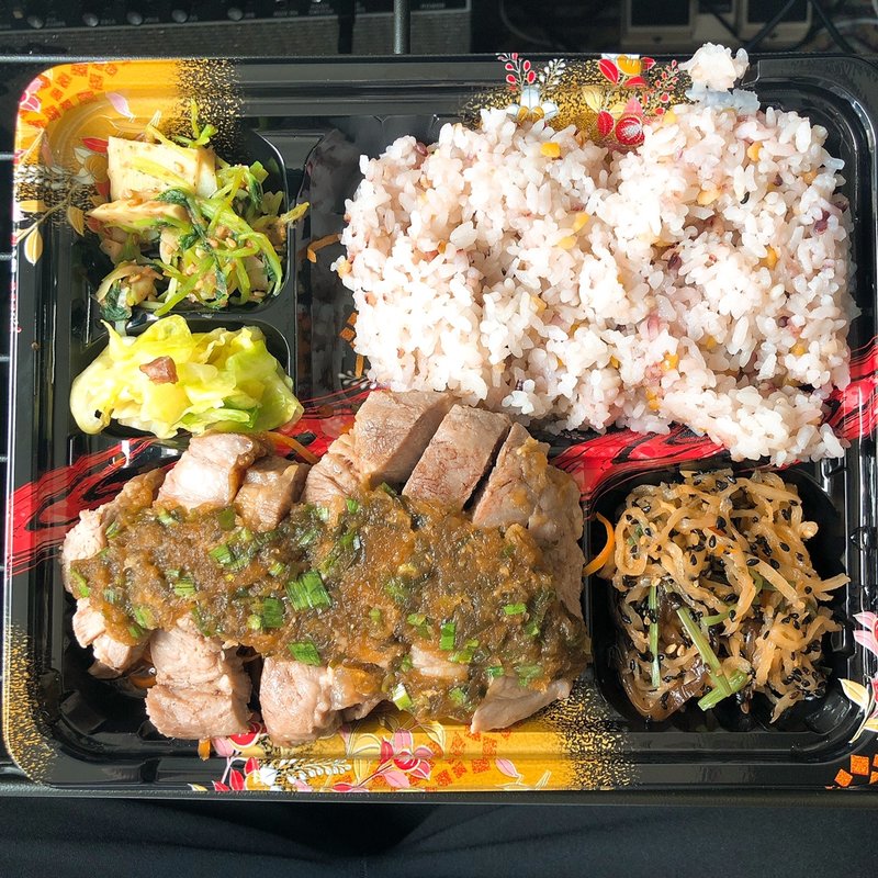 豚ロースグリル(魚貝 ののぶ)