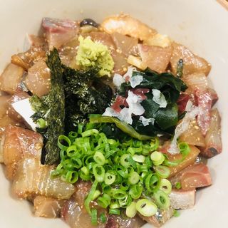 りゅうきゅう丼(海鮮いづつ )
