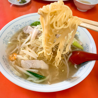 湯麺(中華料理 とんとん)