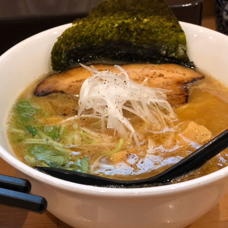 煮込み醤油そば＋替え玉(らーめん工房 麺作)