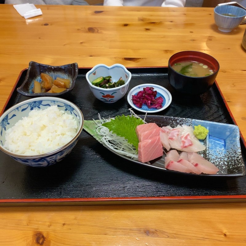 さしみ定食(むかい )