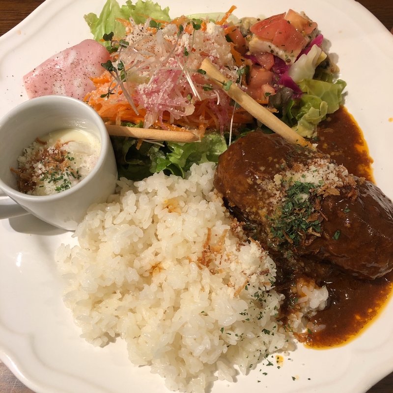 ハンバーグオンザライス(江坂イタリアン ラッポルティ)