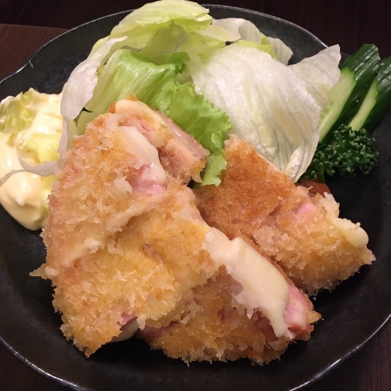 ハムカツミルフィーユ仕立て(膳や与楽)