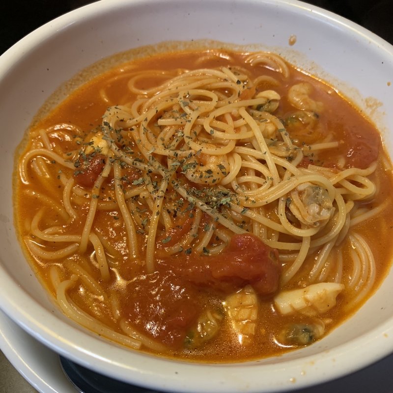 ピリ辛ペスカトーレ赤(るーぱんカフェ 北本店)