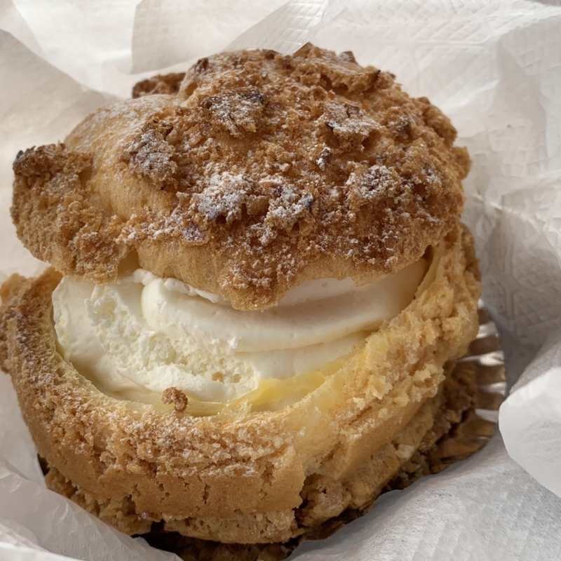 シュークリーム(生クリーム)(かざみどり )