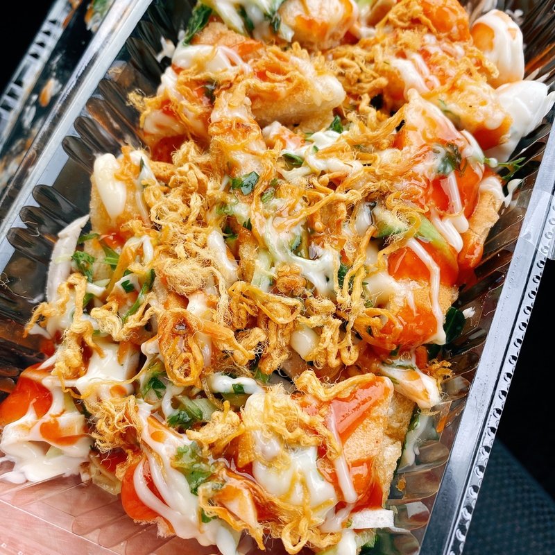 ベトナム風ラー油がけバインミー(バインミーシンチャオ 神戸店)