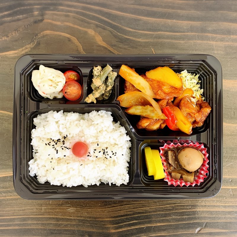 弁当(焼肉DOURAKU  （どうらく）)