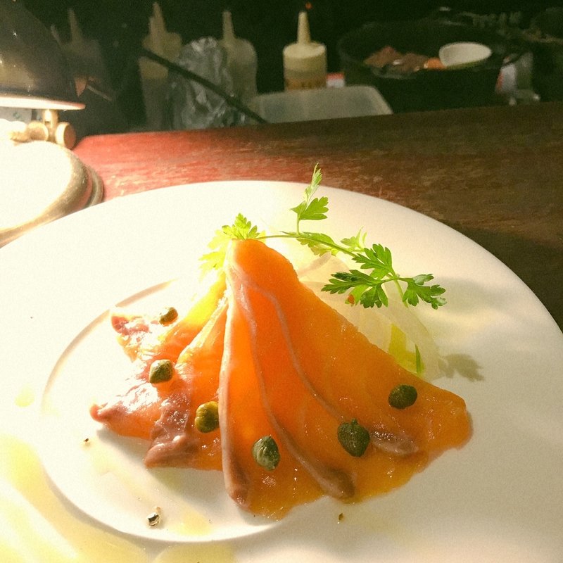 スモークサーモン(三軒茶屋 燻製201号室)