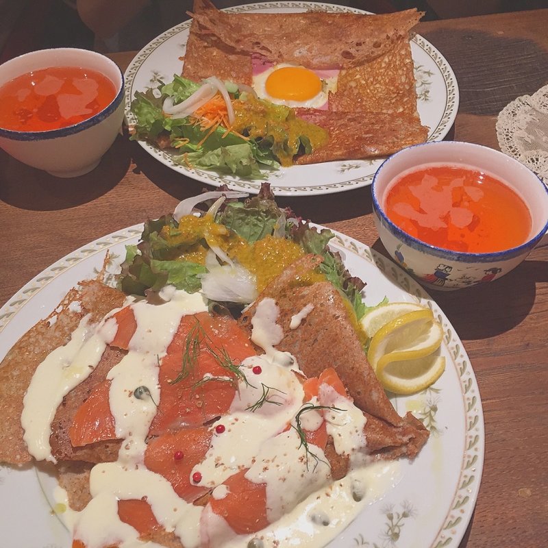 サーモンのガレット(La Fee Delice （ラ フェ デリース）)