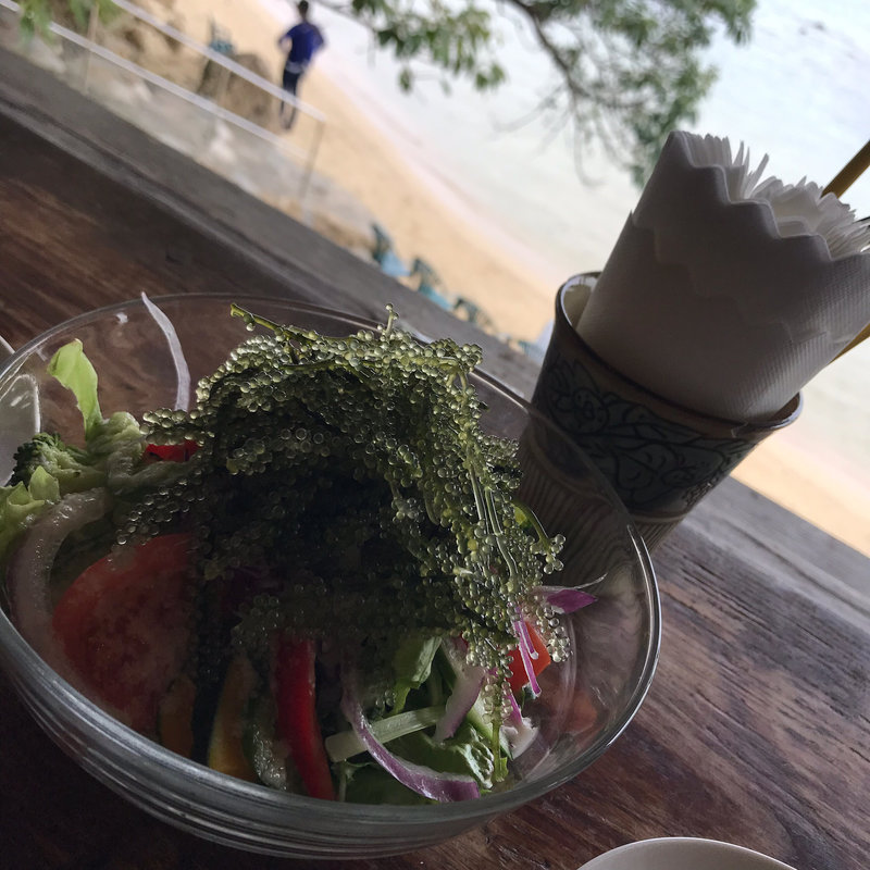 海ぶどうサラダ(浜辺の茶屋 （hamabe no chaya）)