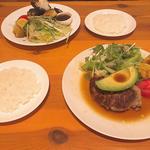 アボカドのせハンバーグステーキわさび醤油ソース(キッチンoh!way)