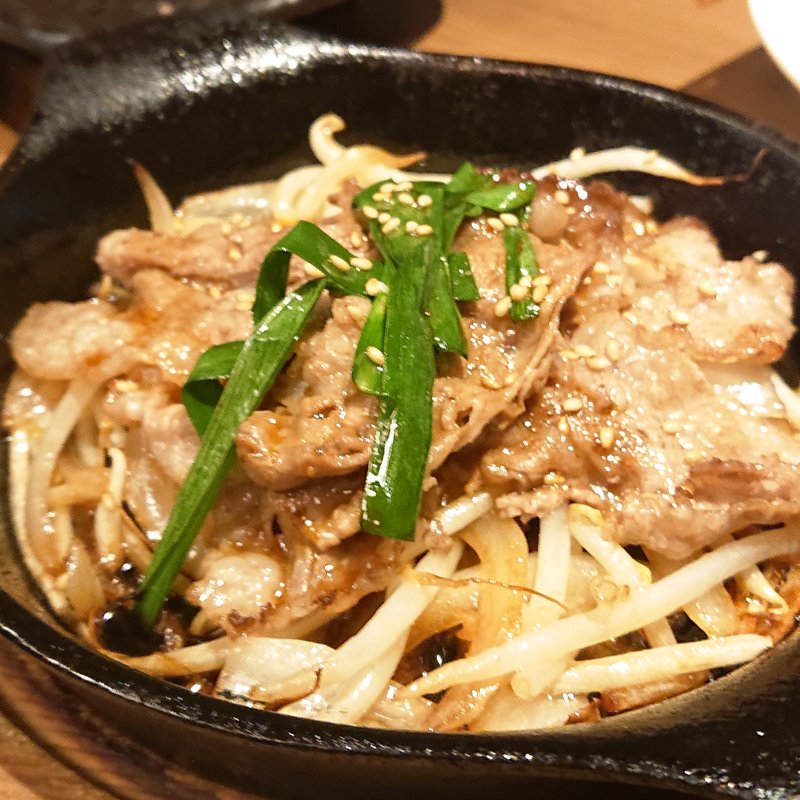 牛肉の鉄板ジュージュー焼き(えこひいき 阪急三宮駅前店 )