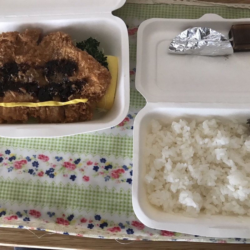 ロースとんかつ弁当(とんかつ大倉)