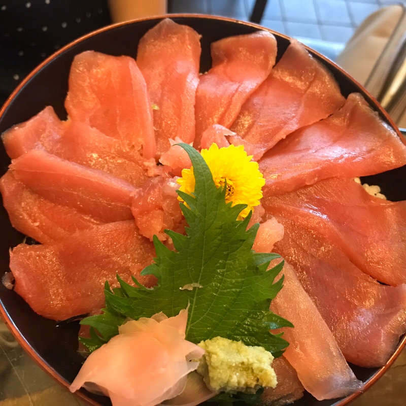 マグロ丼(うつ美 )