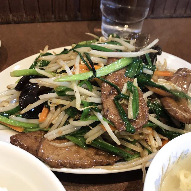 レバニラ炒め(鶏舎 （チイシャ）)