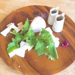 出来立てモッツァレラ＆リコッタ(SHIBUYA CHEESE STAND 渋谷チーズスタンド)