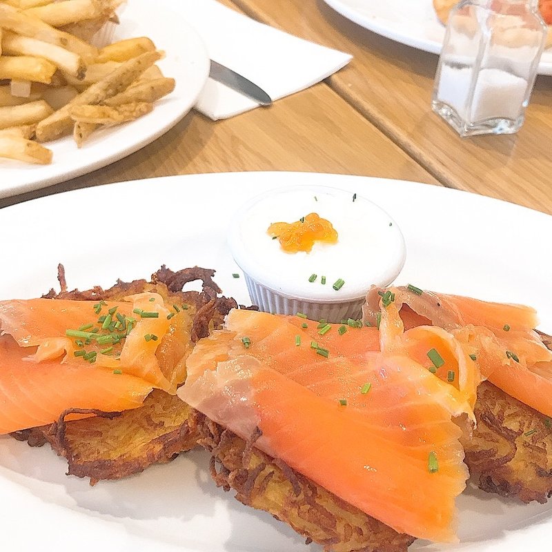 スモークサーモンポテトパンケーキ(クリントン・ストリート・ベイキング・カンパニー （CLINTON ST. BAKING COMPANY & RESTAURANT）)