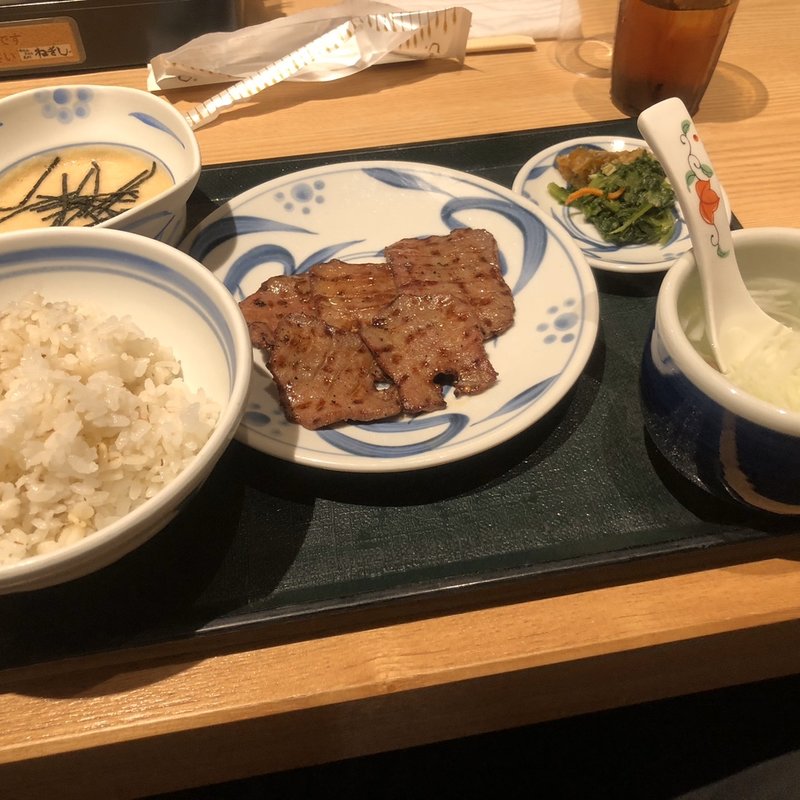 (牛タンねぎし)