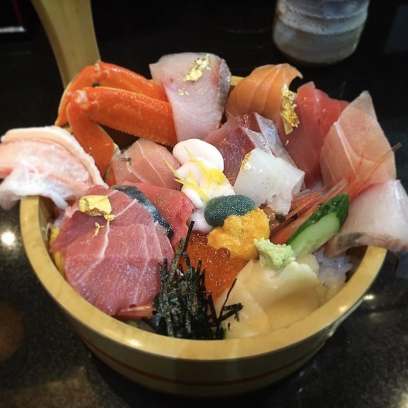 百万石桶ちらし(海鮮どん屋 )