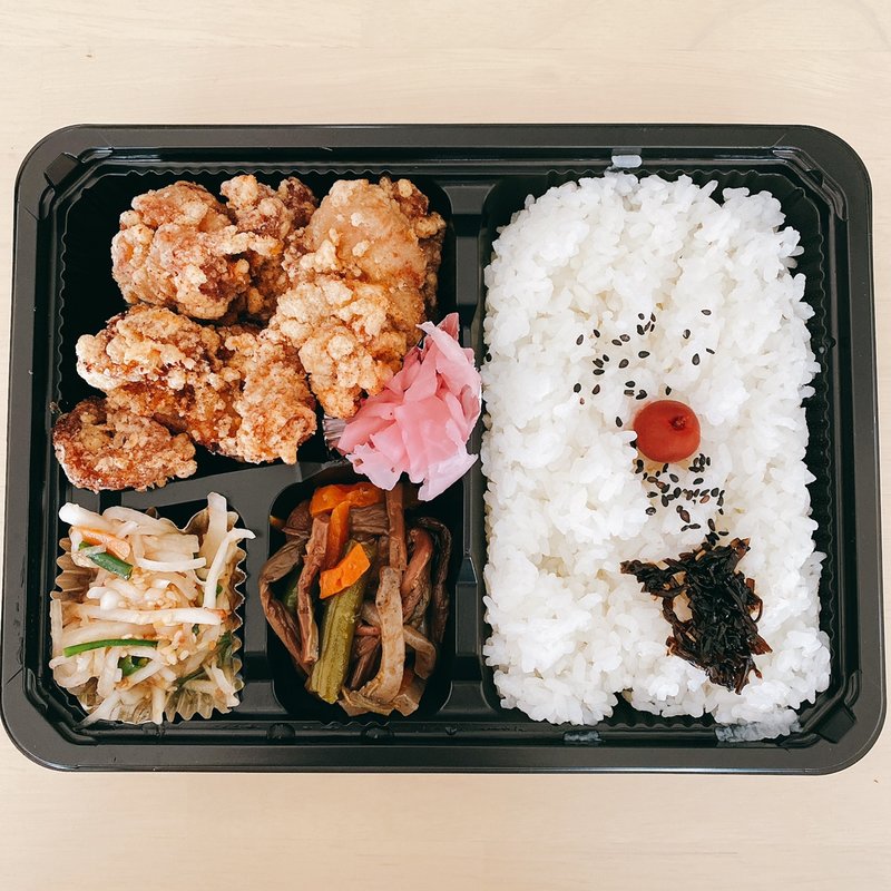 唐揚げ弁当(（有）斎木商店)