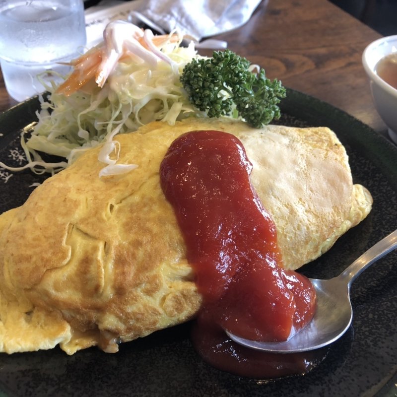 オムライス(食堂 金楽)