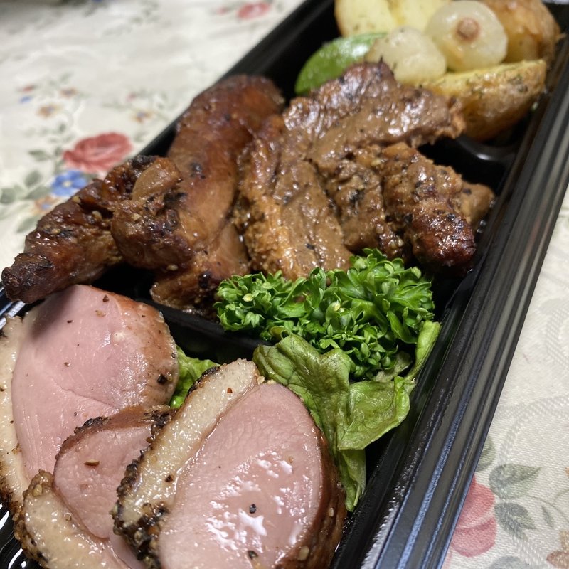 合鴨とスペアリブの贅沢パレット(阪急オアシス 伊丹店)