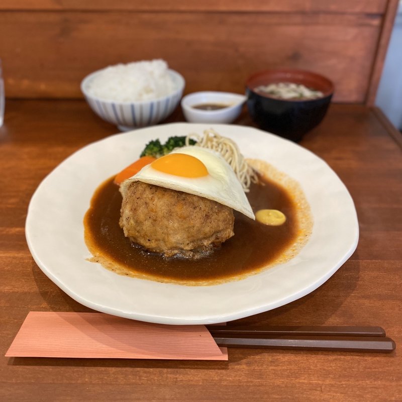 デミグラスソースのオリジナルハンバーグ(榎本よしひろ商店)