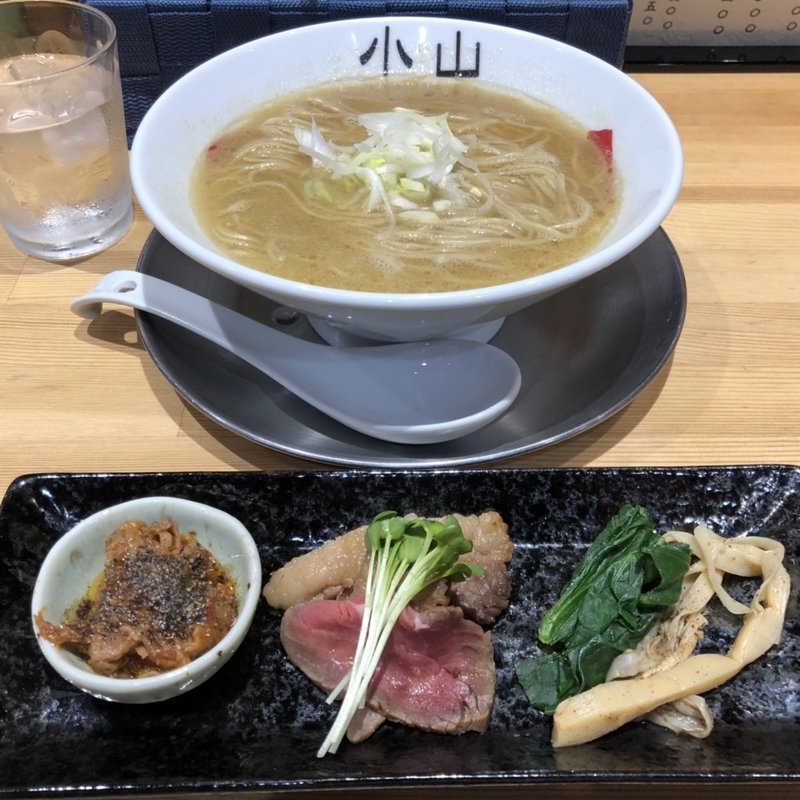 牛骨白湯らーめん(和風ピンポン竹末)